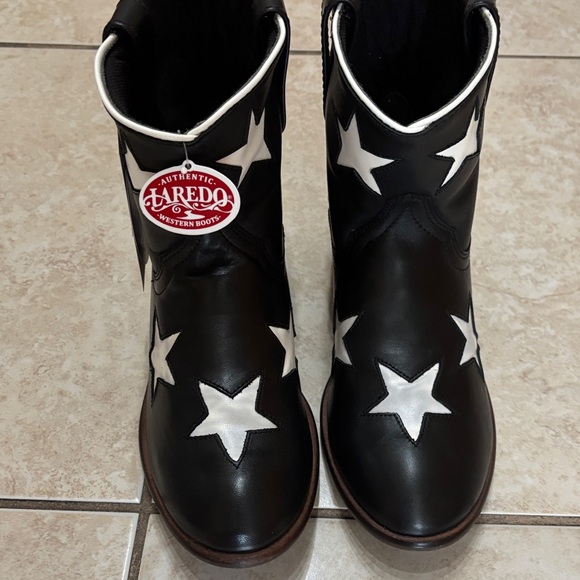 Laredo Black and White Star Boots NWT - Picture 2 of 7